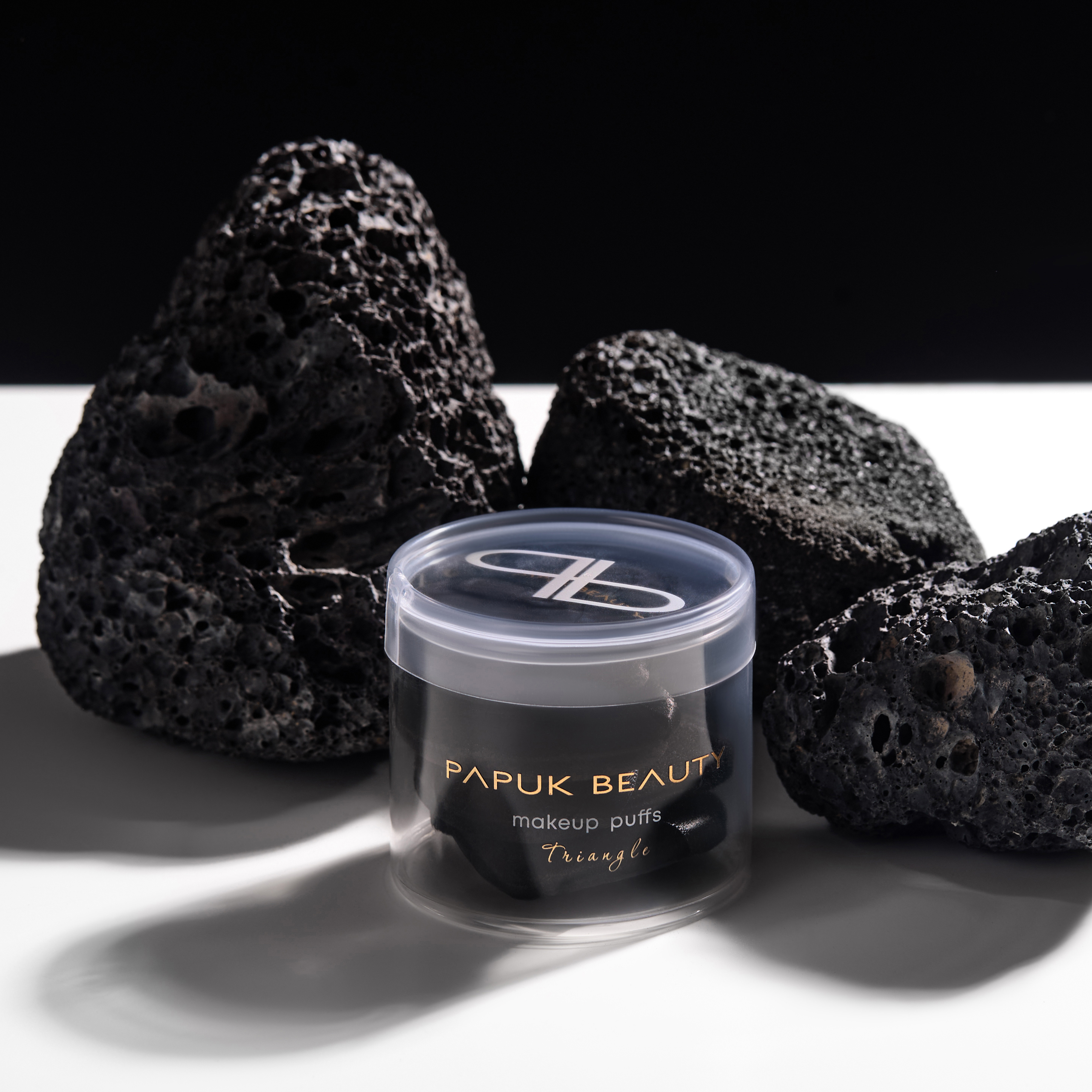 Пуховки для пудры треугольной формы